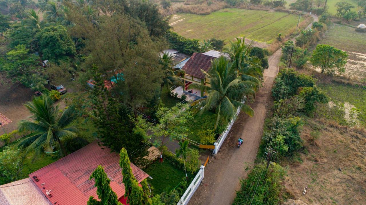 Prajakta Rest House Alībāg Zewnętrze zdjęcie
